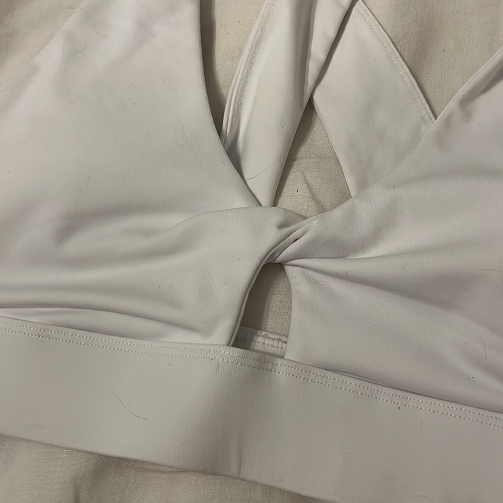 Fabletics bra - Picture 2 of 4